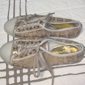 Michael Kors woman’s monogram sneakers